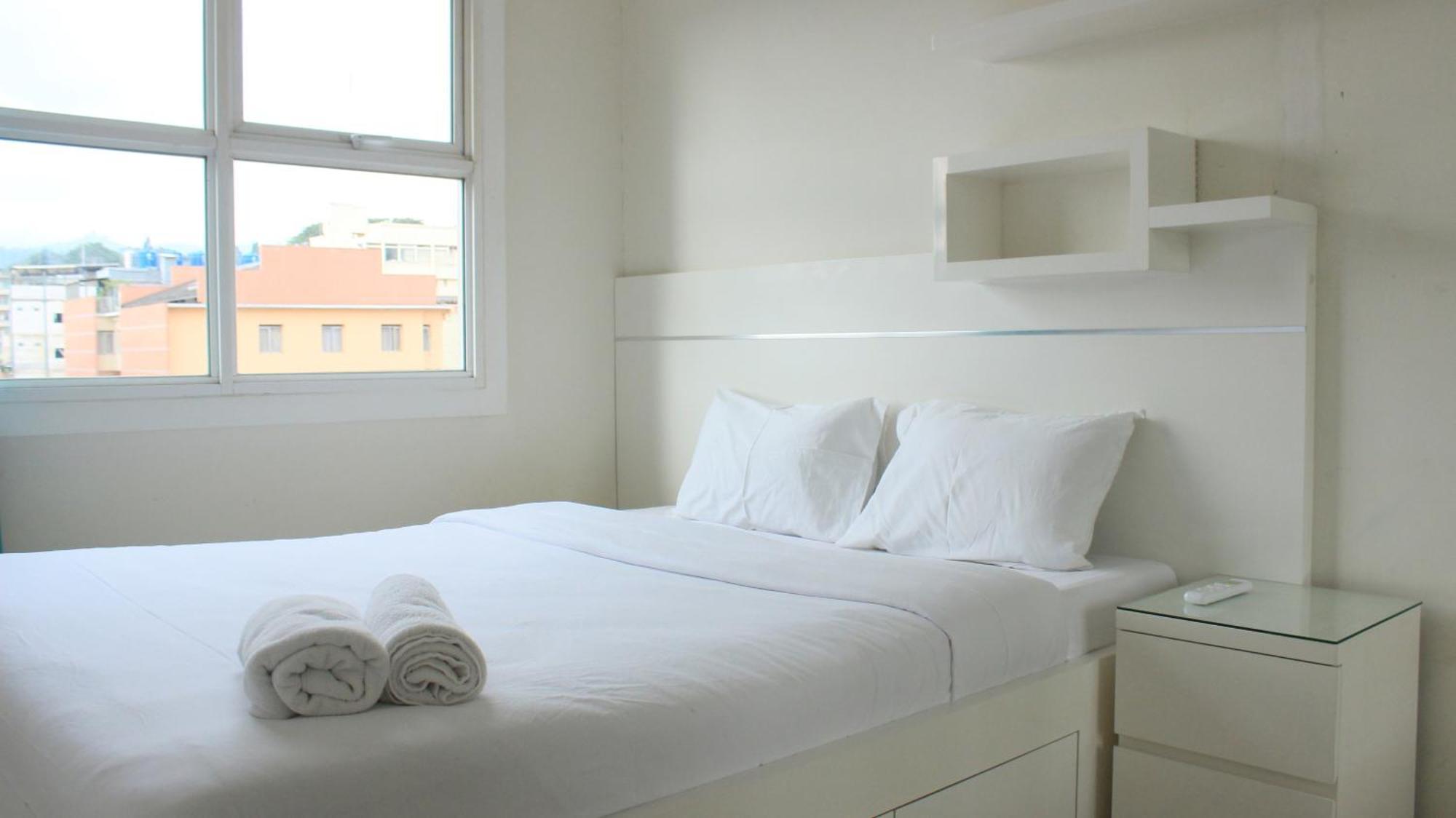 Apartemen Modest 1br At Parahyangan By Travelio *